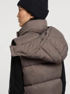 Khujo Bodywarmers Bodywarmer Eden Dames Mokka 17 Khujo Bodywarmers Bodywarmer Eden Dames Mokka -Khujo 287b170fc7fe504bfffe6aa1b40ca5e2