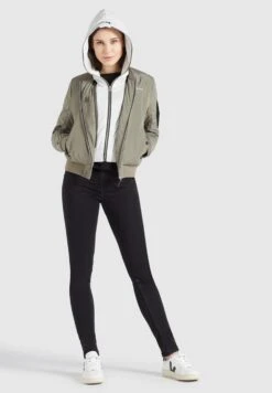 Khujo Winterjassen Winterjas LARIFA Dames Kaki -Khujo 54ce2895f5f2b5ffc30f43c77204c30e