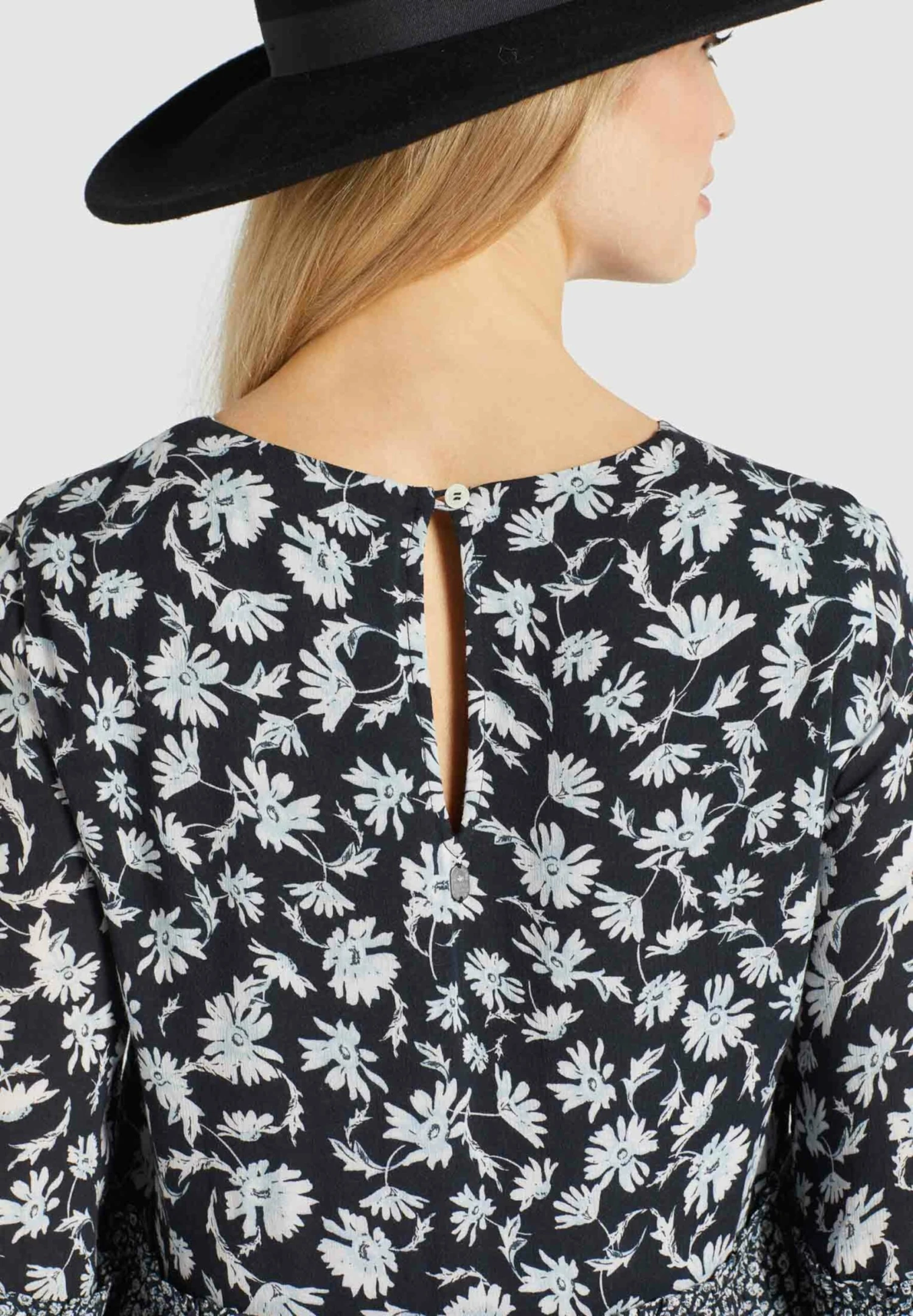 Khujo Mini Jurken Jurk Granata Dames Zwart 7 Khujo Mini Jurken Jurk Granata Dames Zwart - Afbeelding 5