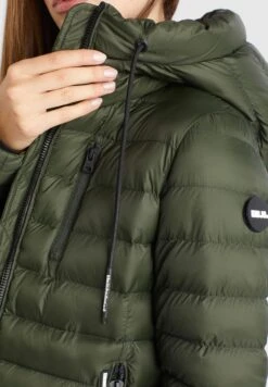 Khujo Winterjassen Winterjas Lovina Dames Kaki 19 Khujo Winterjassen Winterjas Lovina Dames Kaki -Khujo c2a6db4066c52606959c33fcc1feb12d